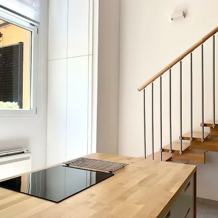 Apartament Blue Loft - Central Open Space & Private Parking *