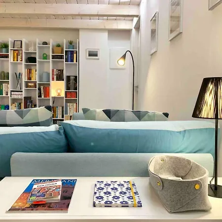 Blue Loft - Central Open Space & Private Parking * בולוניה